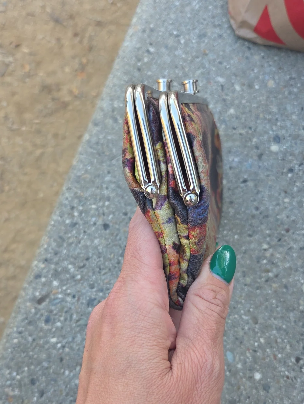 HOBO clutch vibrant